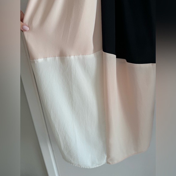 Chic Colorblock Dress - Picture 8 of 14